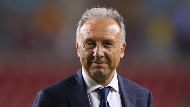 Zaccheroni firma per gli Emirati Arabi con Withers