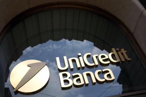 UNICREDIT CON PAUL HASTINGS CEDE SOFFERENZE PER 1,9 MLD